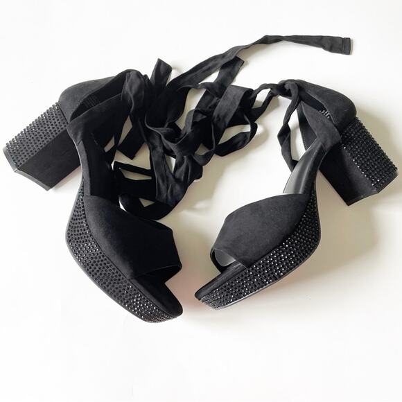 NEW Torrid Black Embellished Wrap Platform Heel - Picture 4 of 10